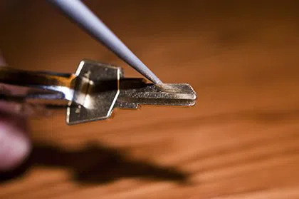 Auburndale MA Locksmith Store Auburndale, MA 617-651-5831 - broken-key-extraction